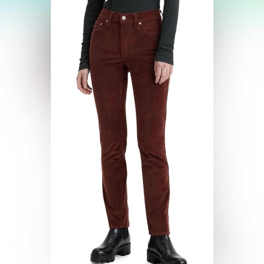 Levi’s 724 High Rise Slim Straight — Burgundy Corduroy — Size 10